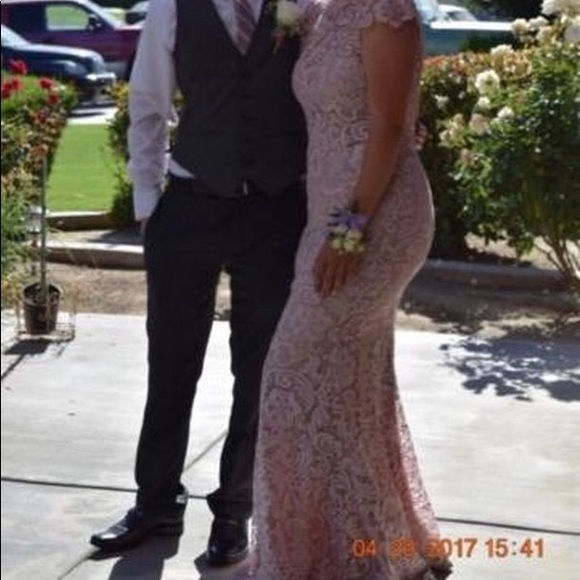 Lace pink prom/formal dress - Picture 3 of 8